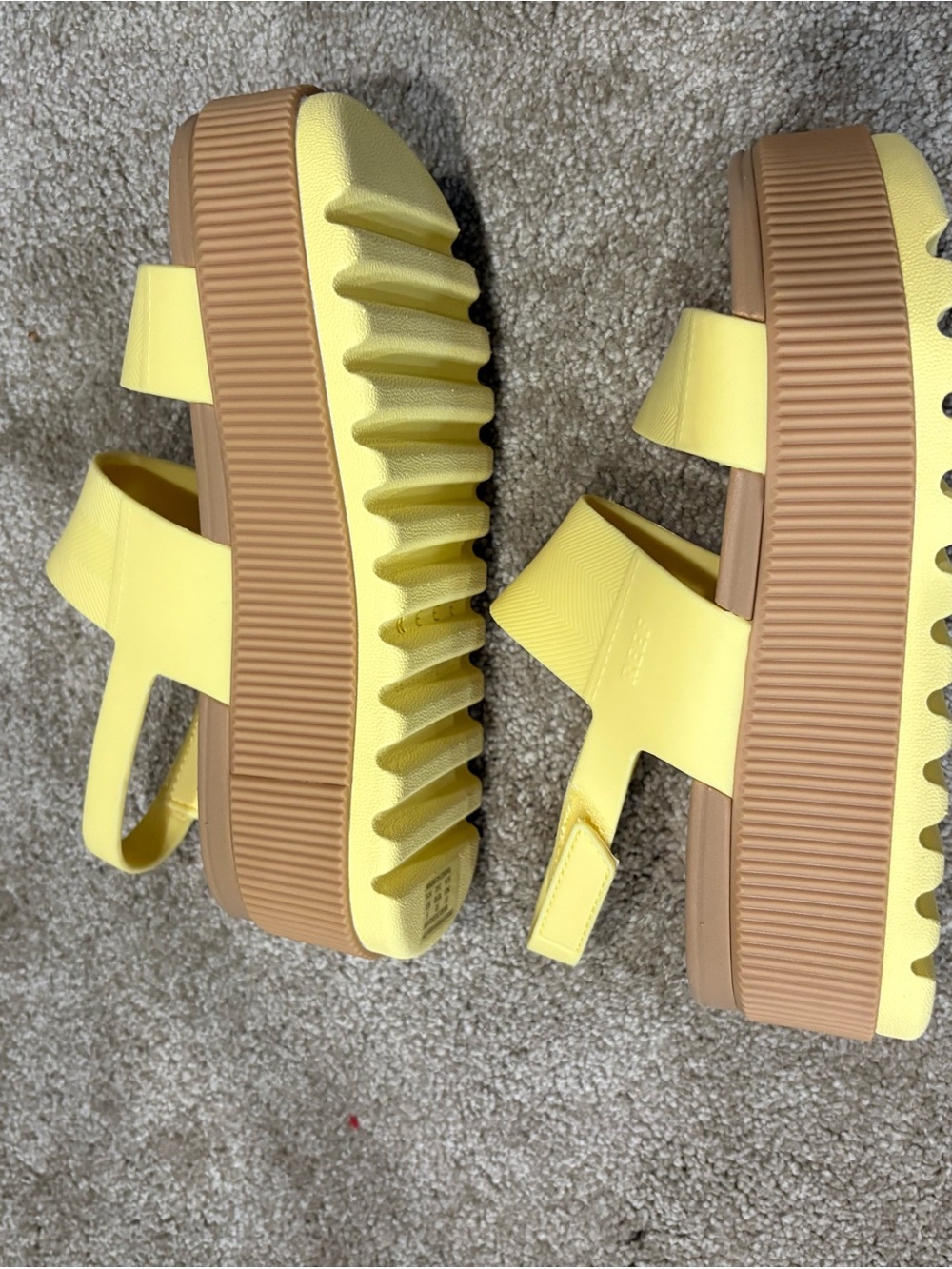 Reef Yellow Double-Strap Slingback Sandals - Picture 3 of 4